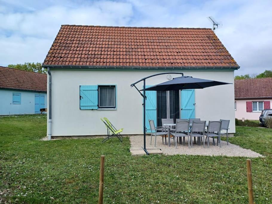 La Maison Bleu Du Lac De Celine Giffaumont-Champaubert Exterior photo